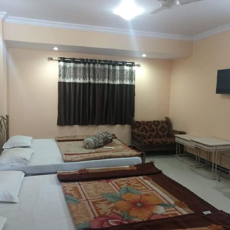 Hotel Shanti Palace Mahābaleshwar Exteriér fotografie