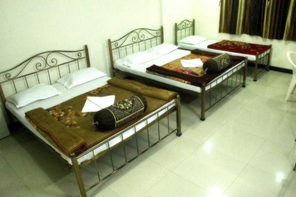 Hotel Shanti Palace Mahābaleshwar Exteriér fotografie
